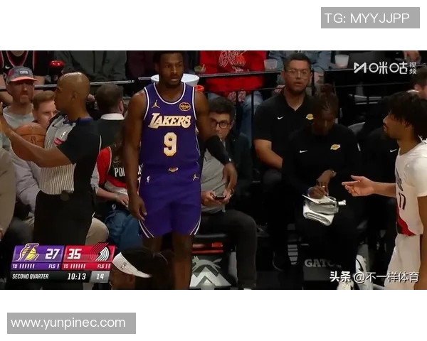 还不如布朗尼!杨瀚森连续2场被DNP,开拓者中锋轮番上不敌残阵湖人